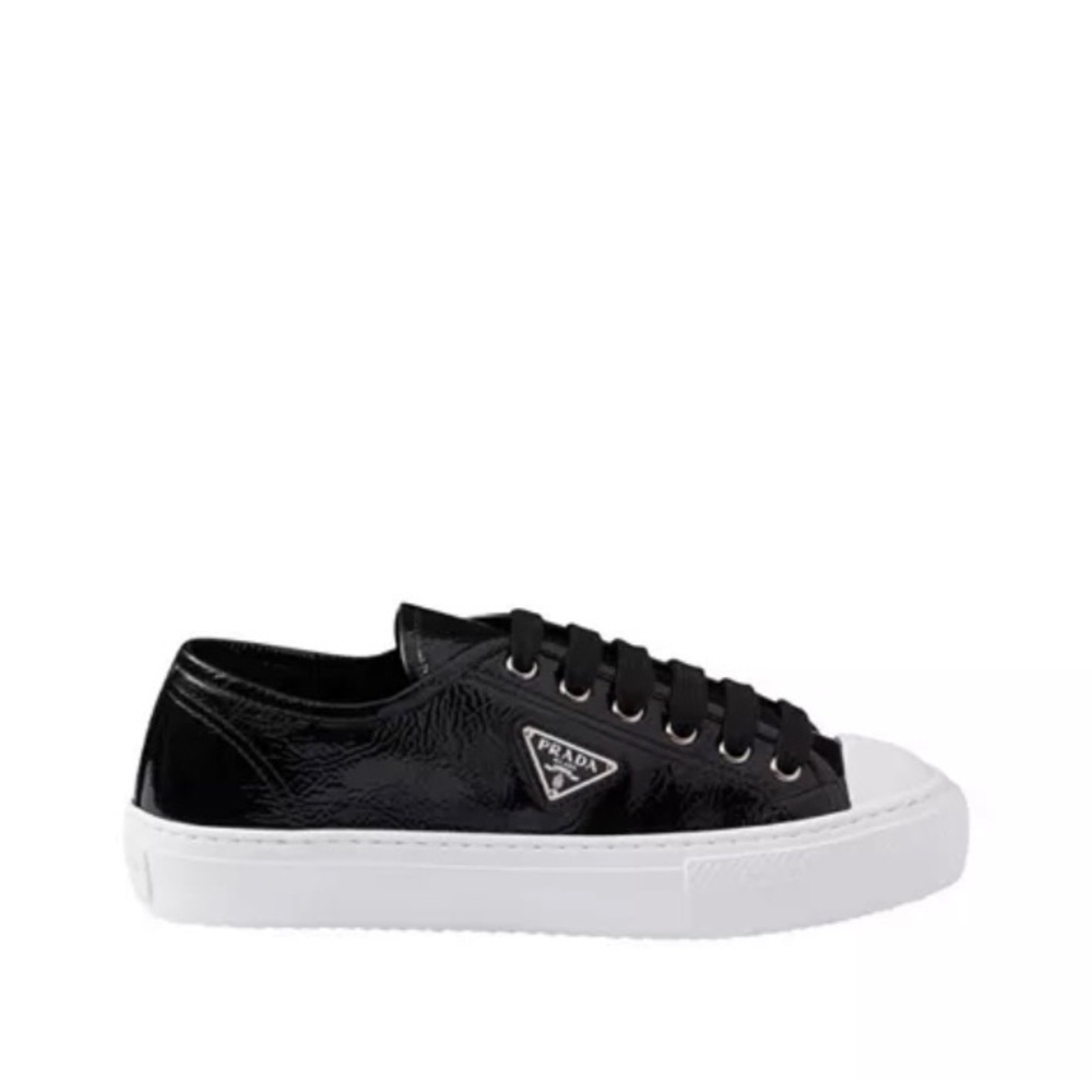 NIB $1070 Prada Naplak Nero/Black Patent Leather Sneakers in size 35 EU / 5 US! - Picture 3 of 6